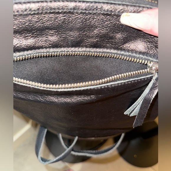 Brandy Melville vintage mini black backpack metallic sheen - Picture 5 of 10